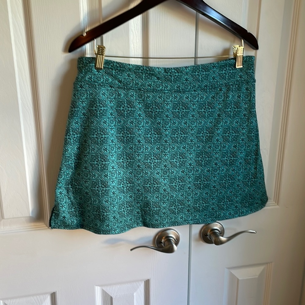 Patterned skort